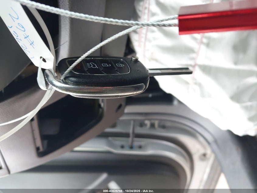 2017 HYUNDAI SANTA FE SPORT 2.4L 5XYZTDLB0HG439756