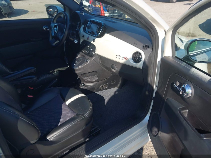 2017 FIAT 500E BATTERY ELECTRIC 3C3CFFGE7HT543977
