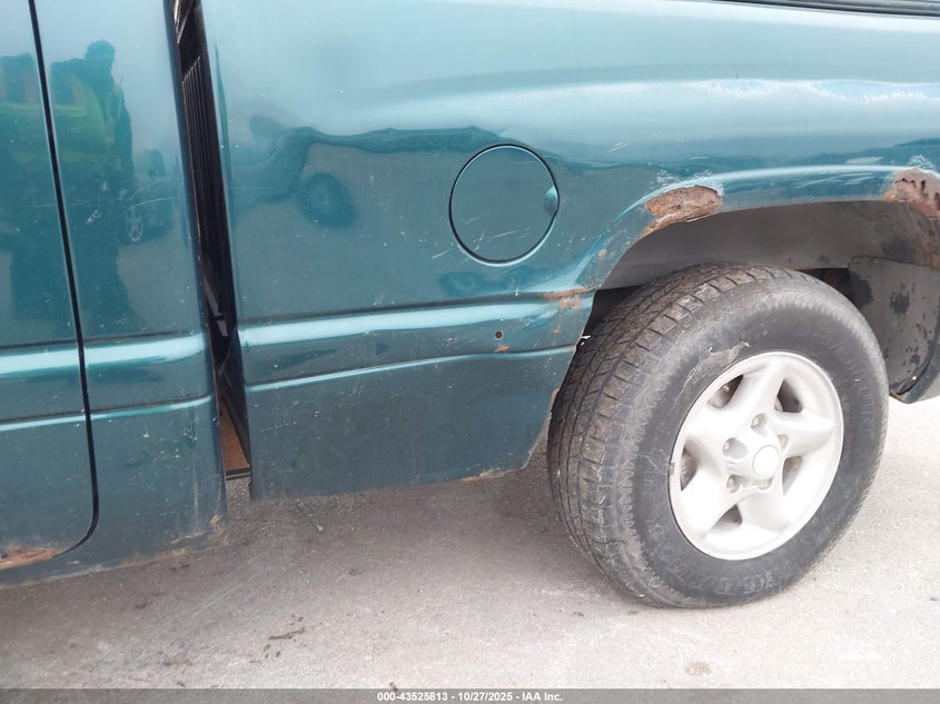 1998 Dodge Ram 1500 St VIN: 3B7HC13Z5WG155299 Lot: 43525813