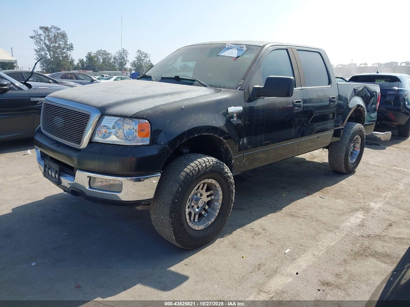 1FTPW12524KA10339 2004 FORD F-150 photo no. 2