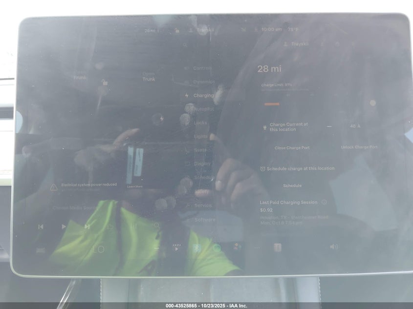 2024 Tesla Model Y Long Range Dual Motor All-Wheel Drive/Rwd VIN: 7SAYGDEDXRF071712 Lot: 43525865