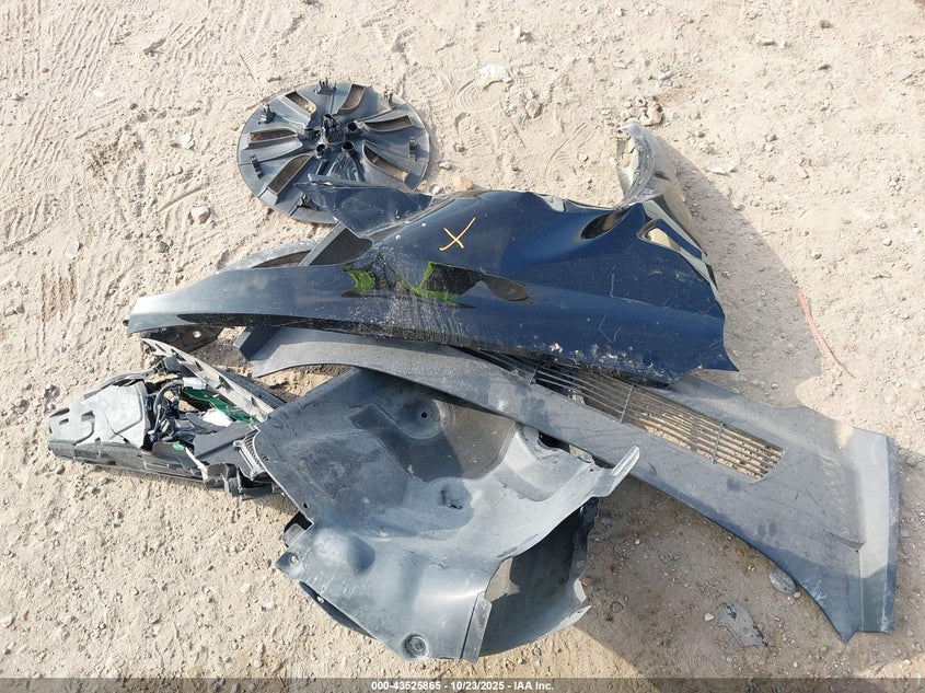 2024 Tesla Model Y Long Range Dual Motor All-Wheel Drive/Rwd VIN: 7SAYGDEDXRF071712 Lot: 43525865