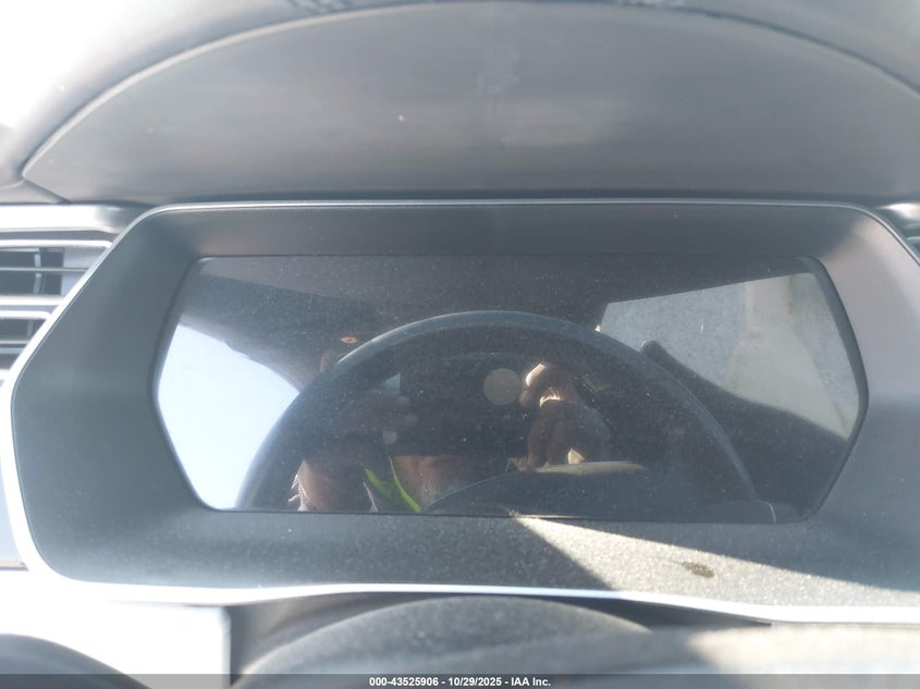 2017 Tesla Model S VIN: 5YJSA1E25HF212217 Lot: 43525906