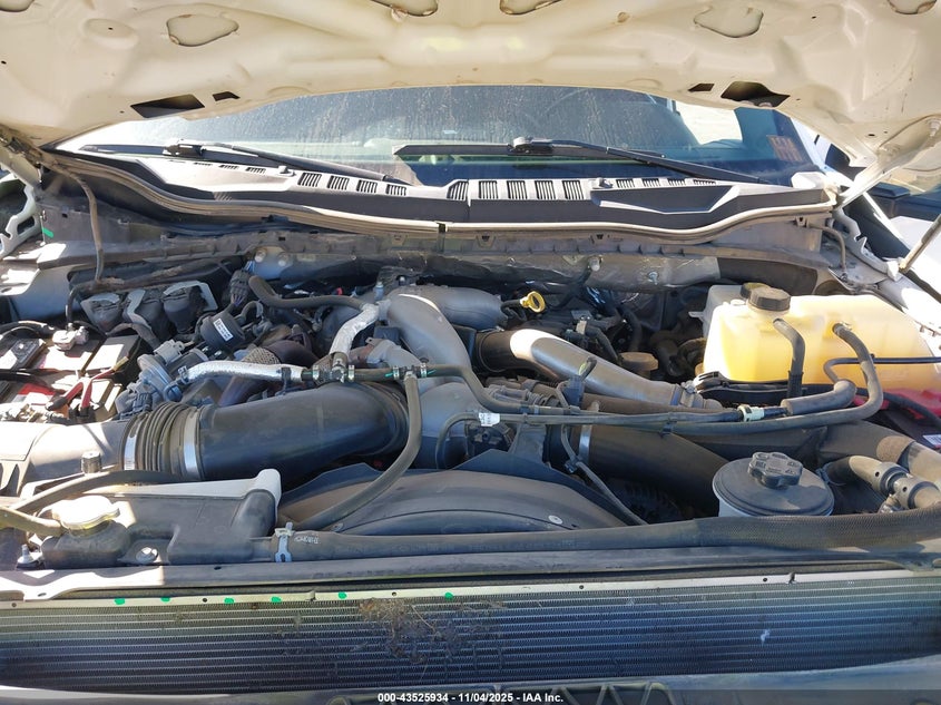 2021 Ford F-350 Lariat VIN: 1FT8W3BT2MEE15730 Lot: 43525934