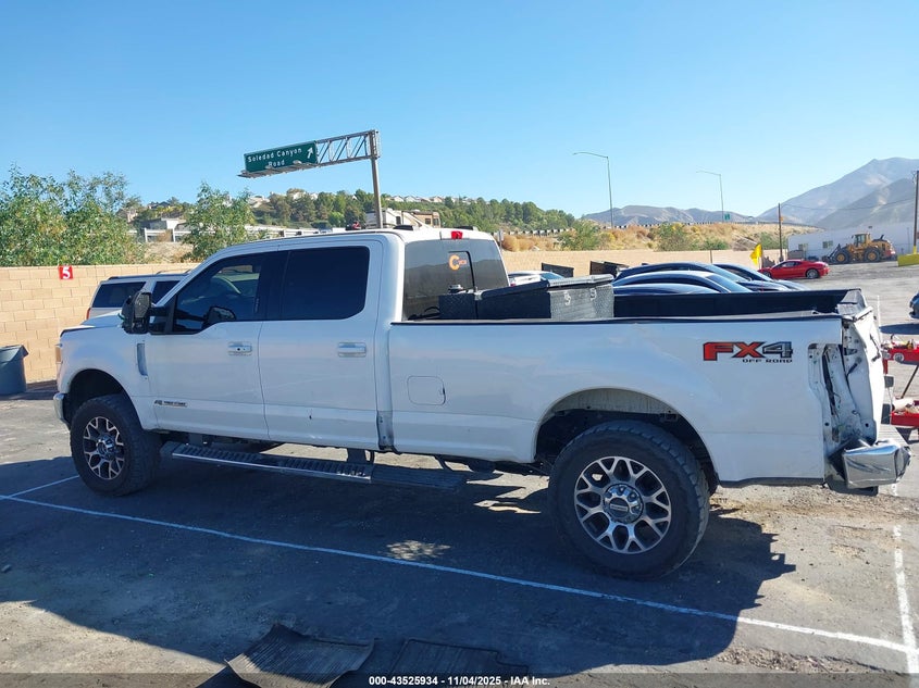 2021 Ford F-350 Lariat VIN: 1FT8W3BT2MEE15730 Lot: 43525934