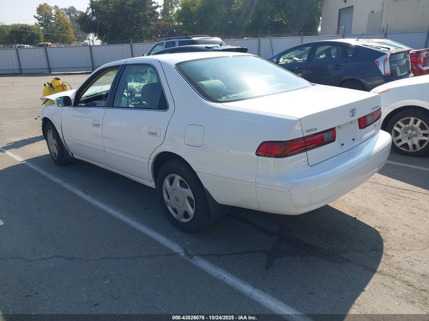 JT2BF22K7W0144003 1998 TOYOTA CAMRY photo no. 3