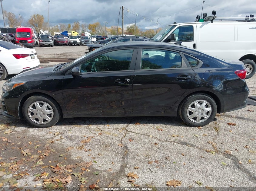 2021 KIA FORTE FE 3KPF24AD7ME265427
