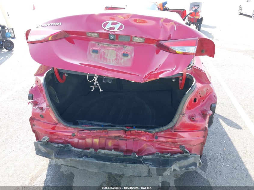 2015 HYUNDAI ELANTRA SE KMHDH4AE1FU421556
