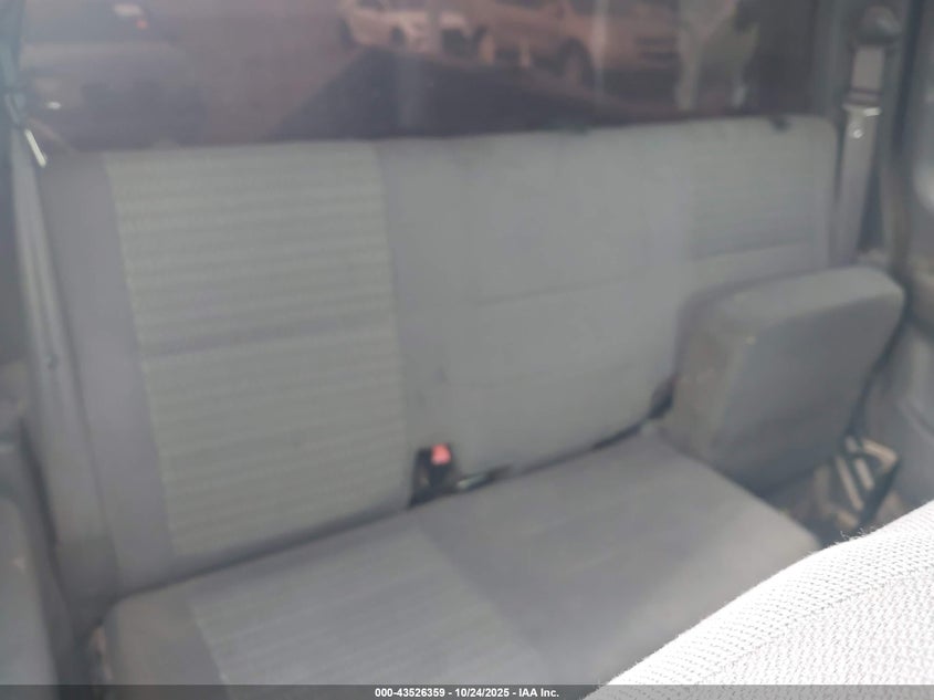 2004 Ford F-150 Heritage Xl/Xlt VIN: 2FTRX17W94CA53720 Lot: 43526359