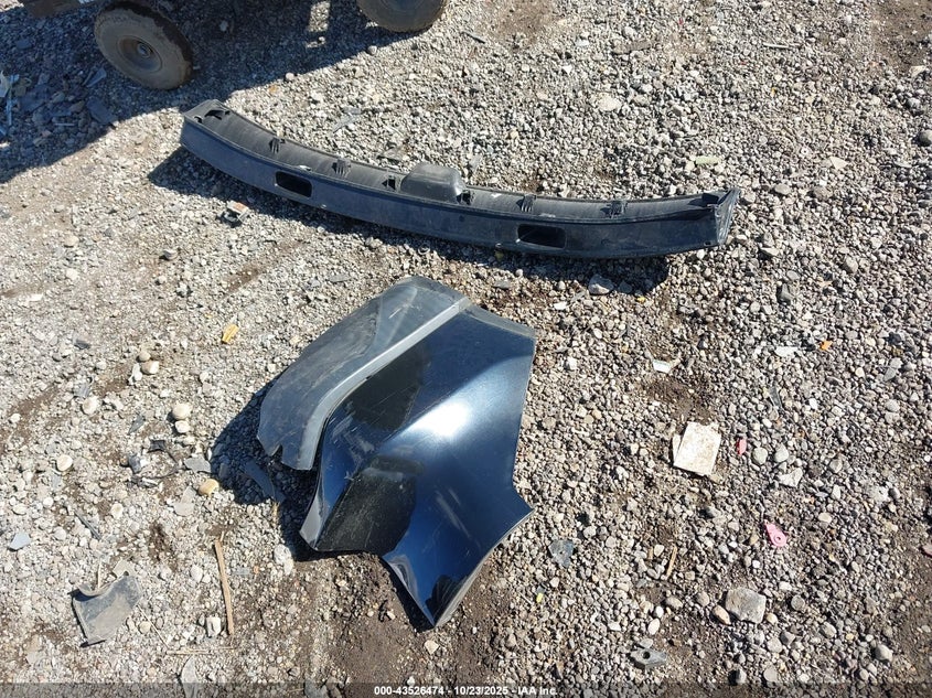 2008 Honda Cr-V Lx VIN: 3CZRE383X8G709092 Lot: 43526474