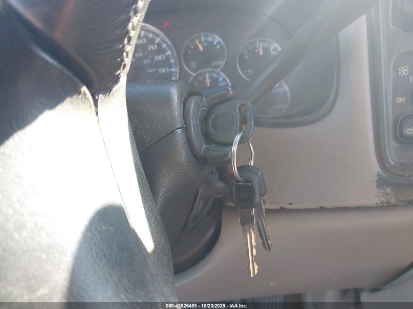 2000 Chevrolet Silverado 1500 Ls VIN: 1GCEK19T9YE137696 Lot: 43526489