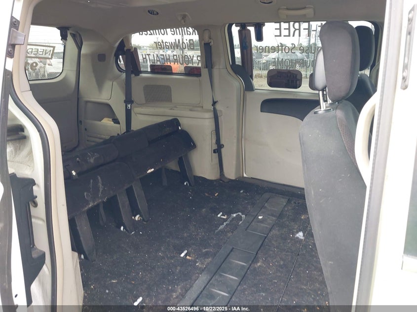 2011 Chrysler Town & Country Touring VIN: 2A4RR5DG3BR720025 Lot: 43526496