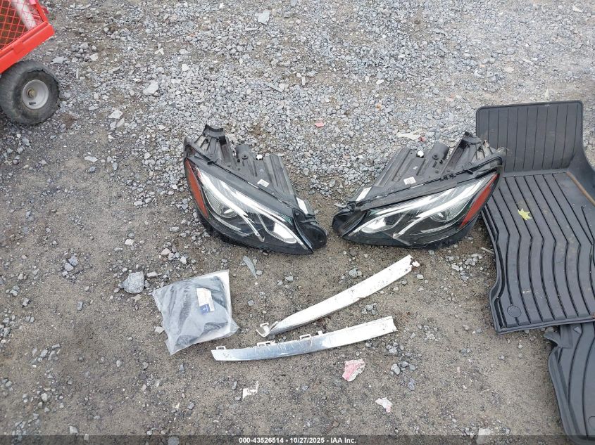 2017 Mercedes-Benz E 300 4Matic VIN: WDDZF4KB9HA186855 Lot: 43526514