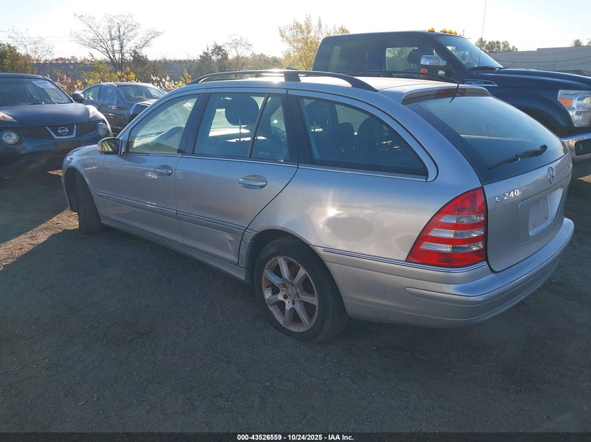 2005 Mercedes-Benz C 240 Luxury 4Matic