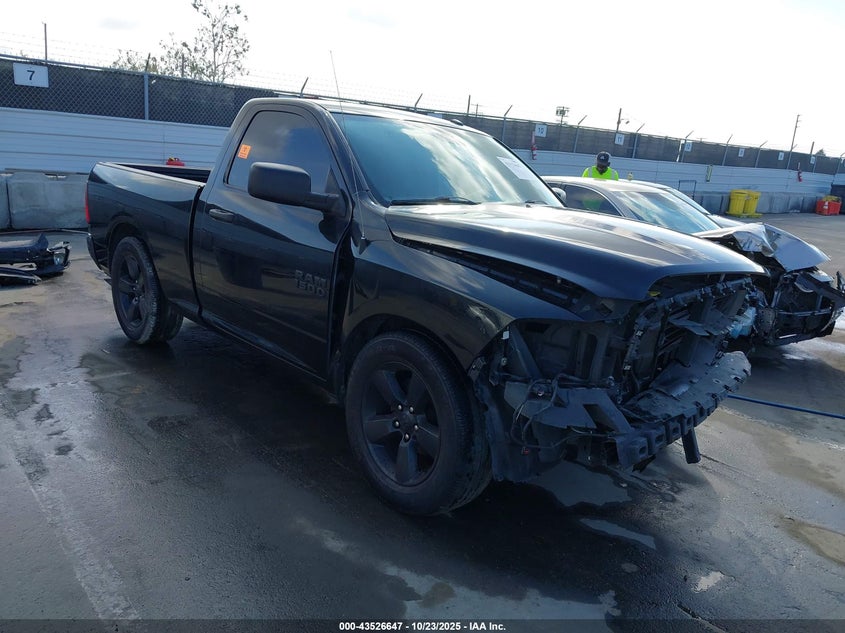 RAM 1500 EXPRESS 4X2 6 4 BOX