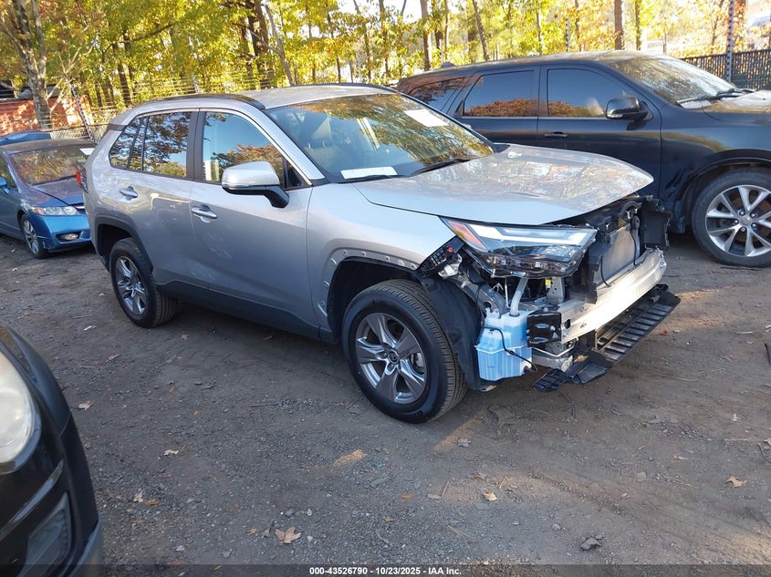 2025 TOYOTA RAV4 XLE - 2T3W1RFV7SC325484