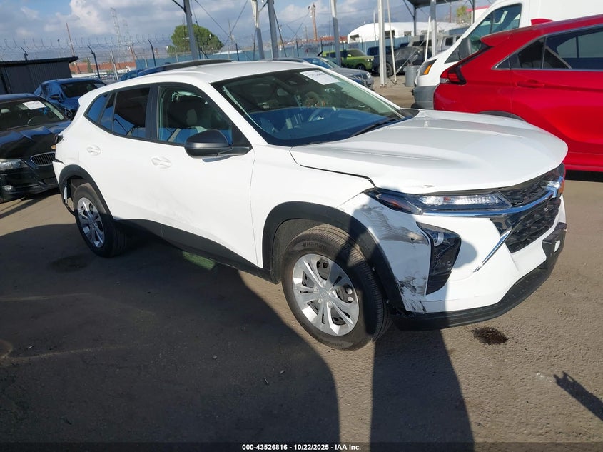 CHEVROLET TRAX FWD LS