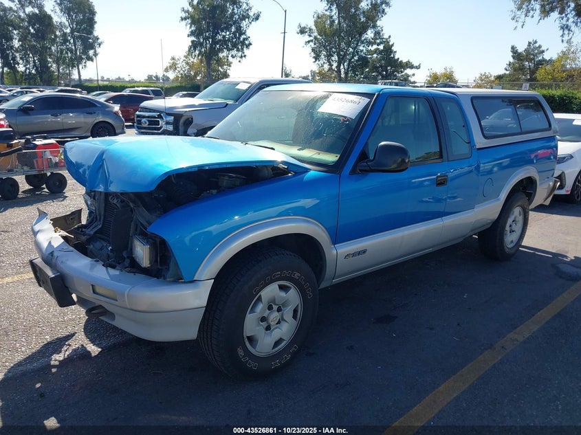 1GCDT19WOR8168225 1994 CHEVROLET S-10 PICKUP photo no. 2