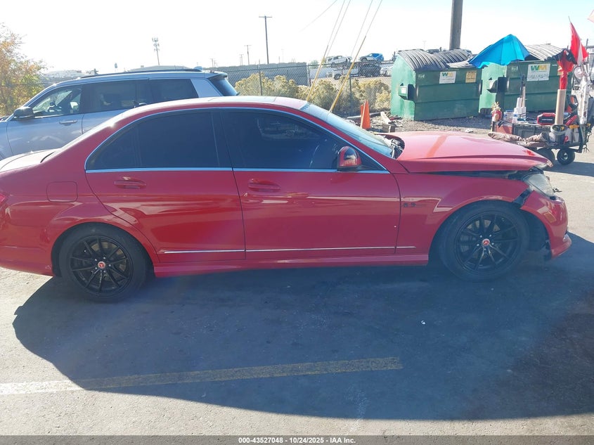 2008 Mercedes-Benz C 300 Luxury 4Matic/Sport 4Matic VIN: WDDGF81X18F151113 Lot: 43527048