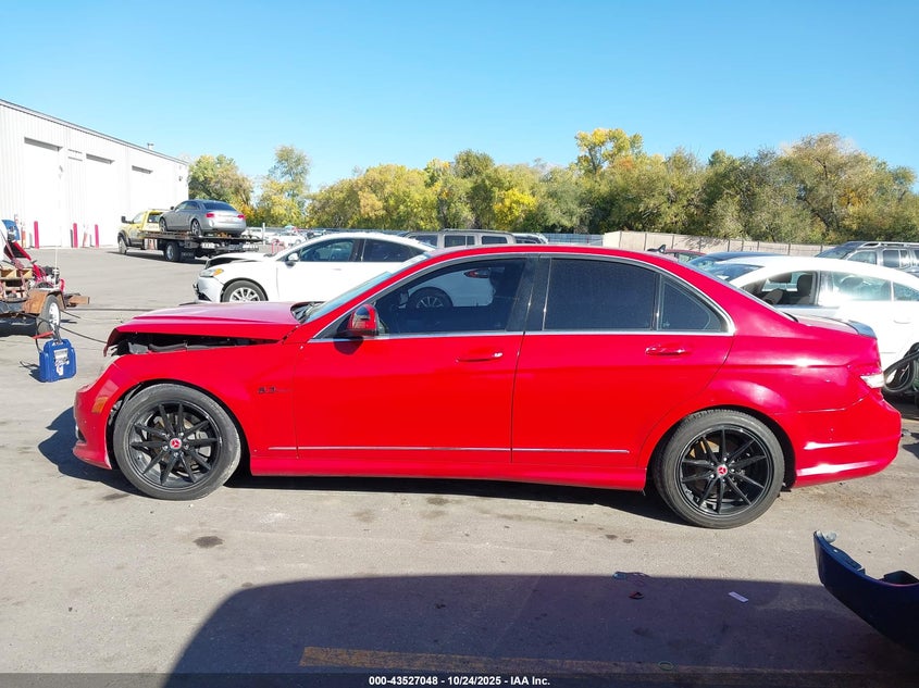 2008 Mercedes-Benz C 300 Luxury 4Matic/Sport 4Matic VIN: WDDGF81X18F151113 Lot: 43527048