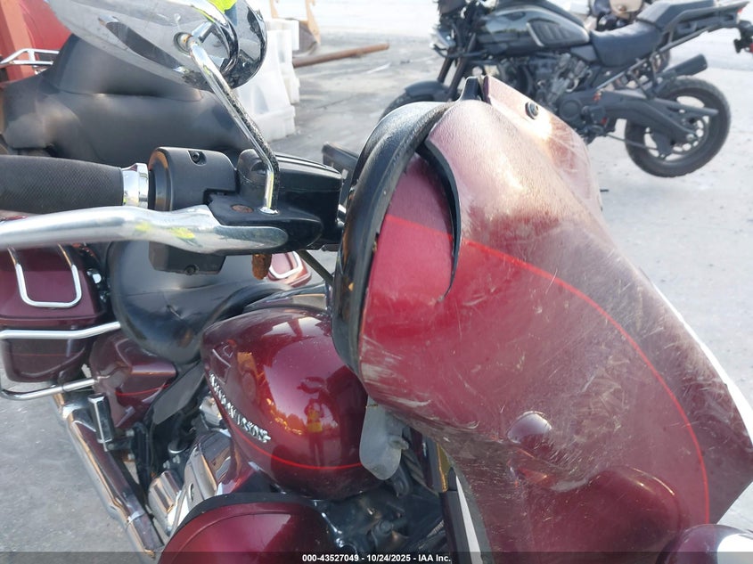 2017 HARLEY-DAVIDSON FLHTKL ULTRA LIMITED LOW 1HD1KKD18HB601507