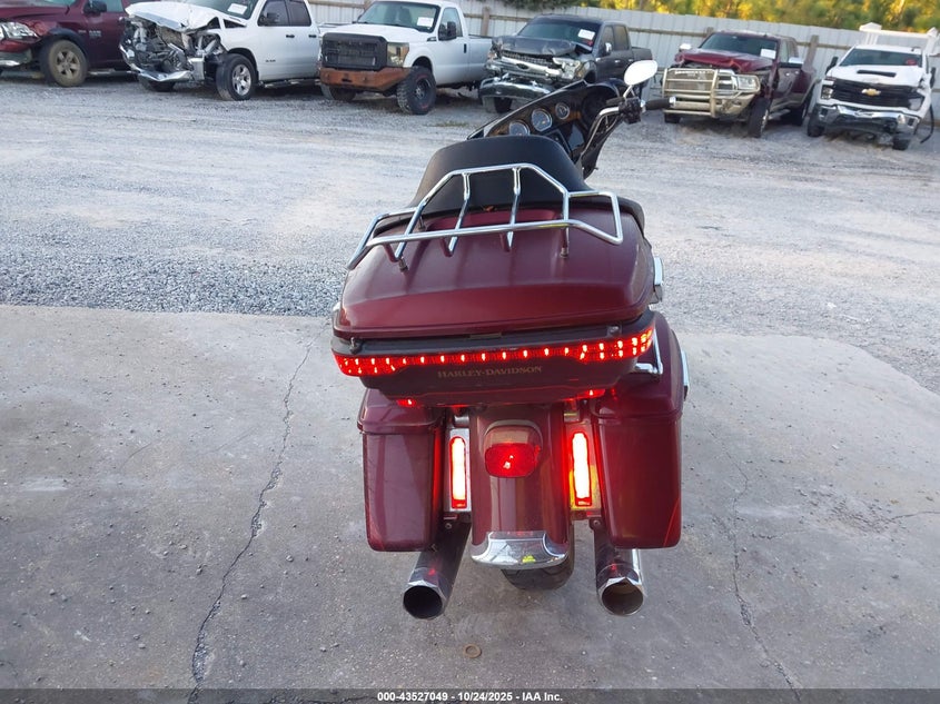 2017 HARLEY-DAVIDSON FLHTKL ULTRA LIMITED LOW 1HD1KKD18HB601507