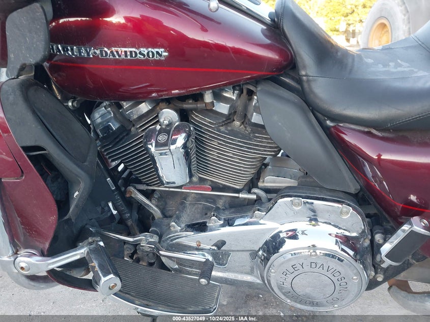 2017 HARLEY-DAVIDSON FLHTKL ULTRA LIMITED LOW 1HD1KKD18HB601507