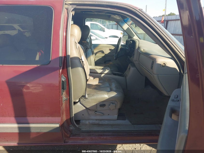 1GCEC19T0YZ115267 2000 CHEVROLET SILVERADO photo no. 5