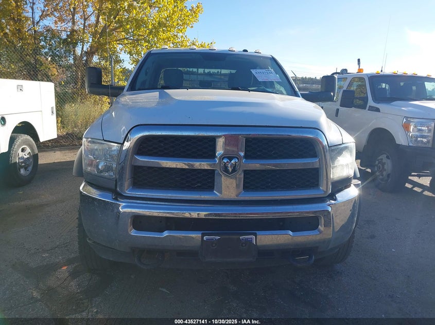 2018 Ram 5500 Chassis Tradesman/Slt/Laramie VIN: 3C7WRNFL4JG412310 Lot: 43527141