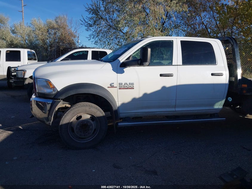 2018 Ram 5500 Chassis Tradesman/Slt/Laramie VIN: 3C7WRNFL4JG412310 Lot: 43527141