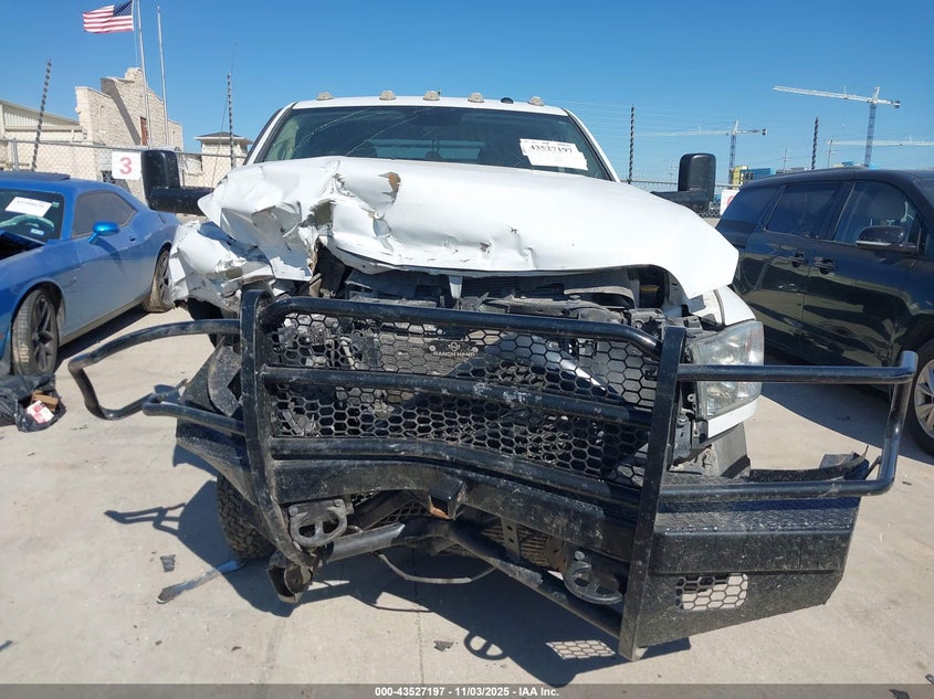 2016 Ram 3500 Chassis Tradesman/Slt/Laramie VIN: 3C7WRTCL9GG191322 Lot: 43527197