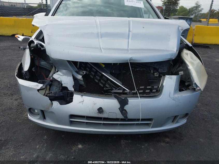 2008 Nissan Sentra 2.0S VIN: 3N1AB61E38L695698 Lot: 43527254