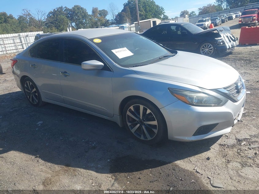 NISSAN ALTIMA 2.5 SR