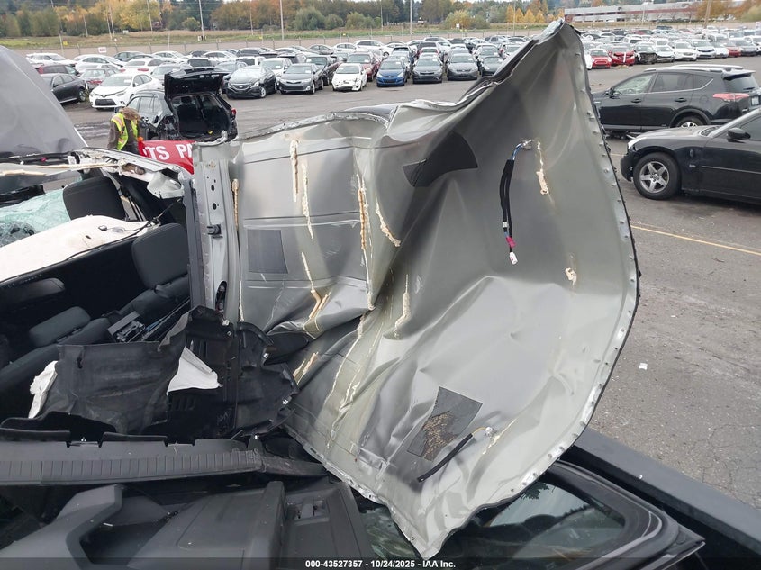 2025 Ram 3500 Tradesman 4X4 8' Box VIN: 3C63R3GL0SG554939 Lot: 43527357