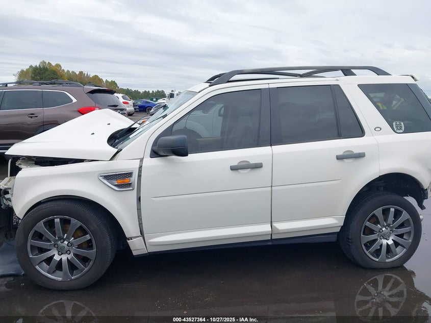 2008 Land Rover Lr2 Hse VIN: SALFT24N58H111748 Lot: 43527364