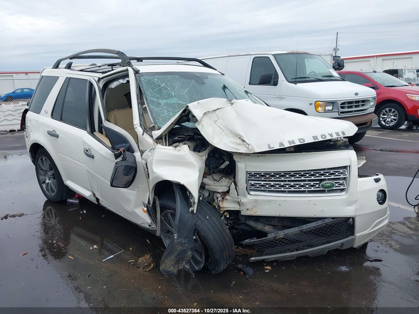 2008 Land Rover Lr2 Hse VIN: SALFT24N58H111748 Lot: 43527364