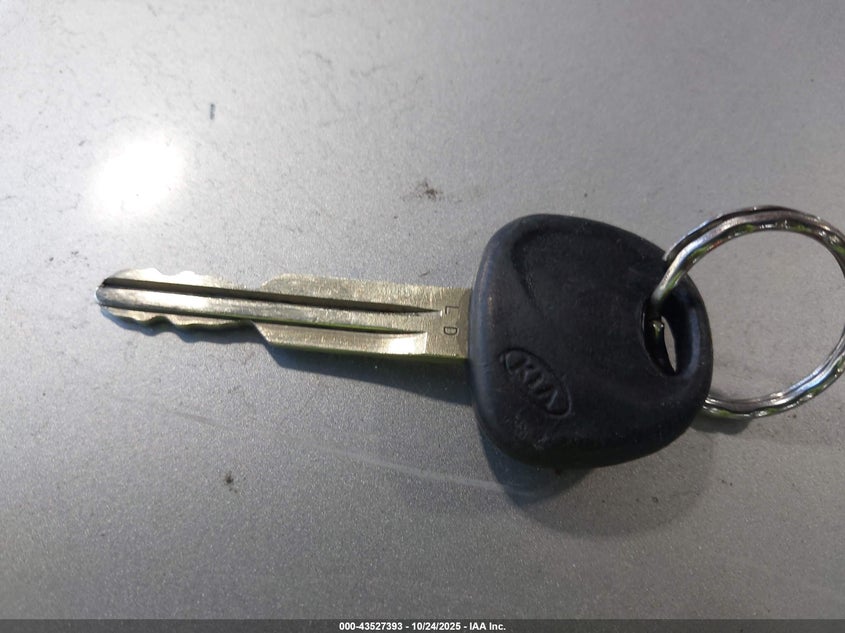 2008 Kia Spectra Ex VIN: KNAFE121685557353 Lot: 43527393