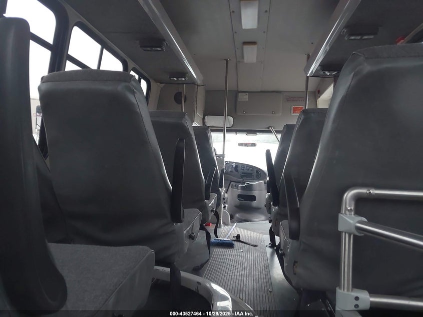 2008 Ford E-350 Cutaway VIN: 1FD3E35L78DA54799 Lot: 43527464