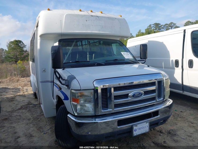 2008 Ford E-350 Cutaway