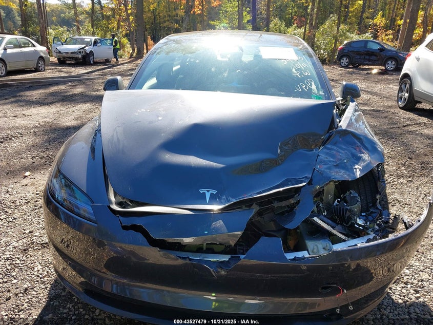 2025 Tesla Model 3 Long Range All-Wheel Drive VIN: 5YJ3E1EB3SF936083 Lot: 43527479