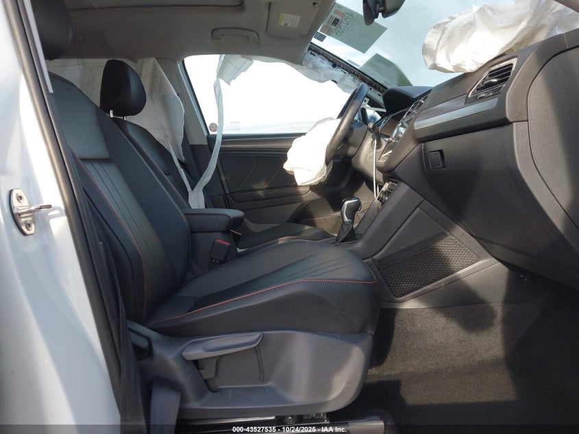 2024 VOLKSWAGEN TIGUAN 2.0T WOLFSBURG EDITION 3VVTB7AX5RM218300