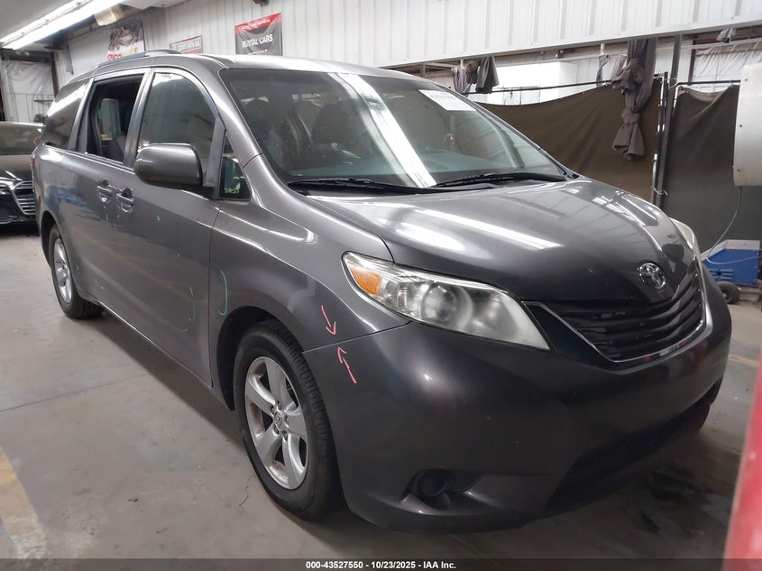 2016 TOYOTA SIENNA LE 8 PASSENGER - 5TDKK3DC5GS742135