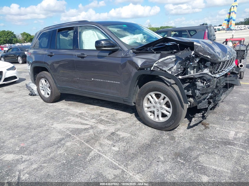 JEEP GRAND CHEROKEE LAREDO 4X2
