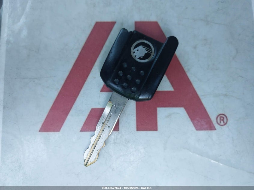 2005 Mercury Grand Marquis Gs VIN: 2MEFM74W65X630019 Lot: 43527624