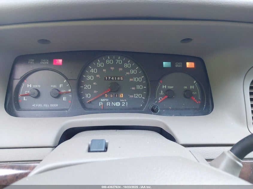 2005 Mercury Grand Marquis Gs VIN: 2MEFM74W65X630019 Lot: 43527624