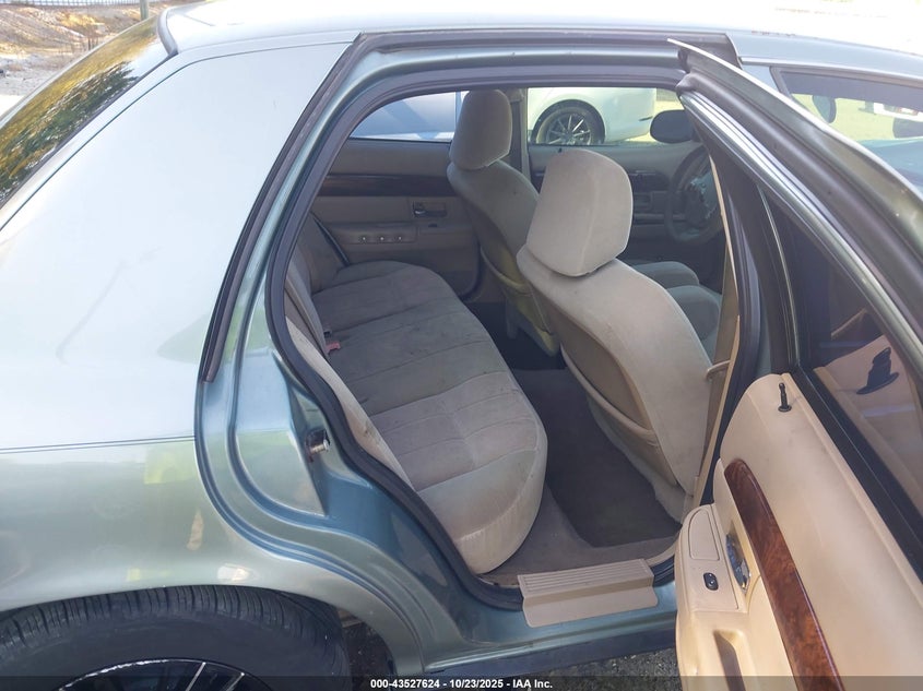 2005 Mercury Grand Marquis Gs VIN: 2MEFM74W65X630019 Lot: 43527624