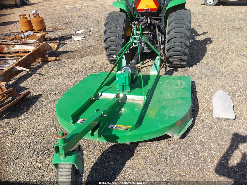 LV3032EHHH114800 2017   photo no. 12