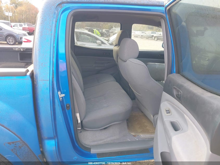 5TELU42NX6Z252865 2006 TOYOTA TACOMA photo no. 8