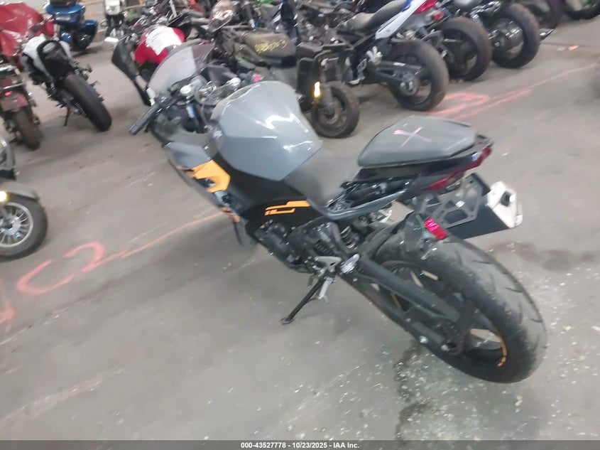 2018 Kawasaki Ex400 grey null gasoline JKAEXKG11JDA09163 photo #4