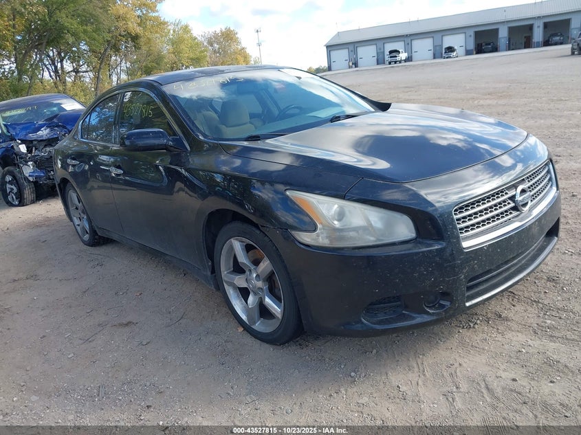 NISSAN MAXIMA 3.5 S